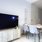 Bryza - Bałtycki - 100m Od Morza - Parking - Komórka Na Rowery * Świnoujście