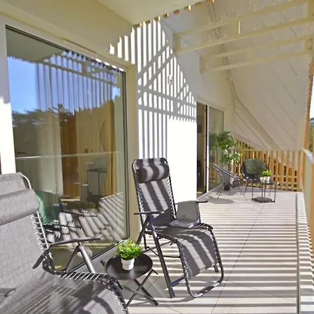 Bryza - Baltycki - 100m Od Morza - Parking - Komorka Na Rowery *