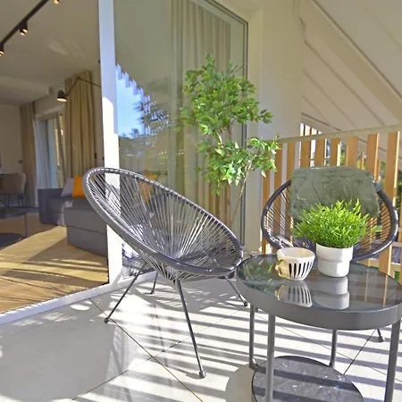 Bryza - Baltycki - 100m Od Morza - Parking - Komorka Na Rowery シフィノウイシチェ