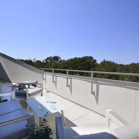 Bryza - Baltycki - 100m Od Morza - Parking - Komorka Na Rowery