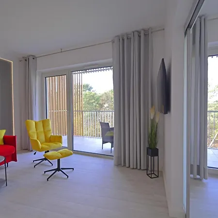 Bryza - Baltycki - 100m Od Morza - Parking - Komorka Na Rowery *