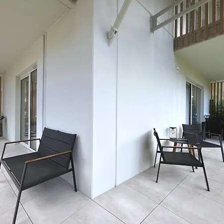 Bryza - Baltycki - 100m Od Morza - Parking - Komorka Na Rowery