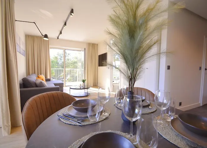 Bryza - Baltycki - 100m Od Morza - Parking - Komorka Na Rowery Swinoujscie