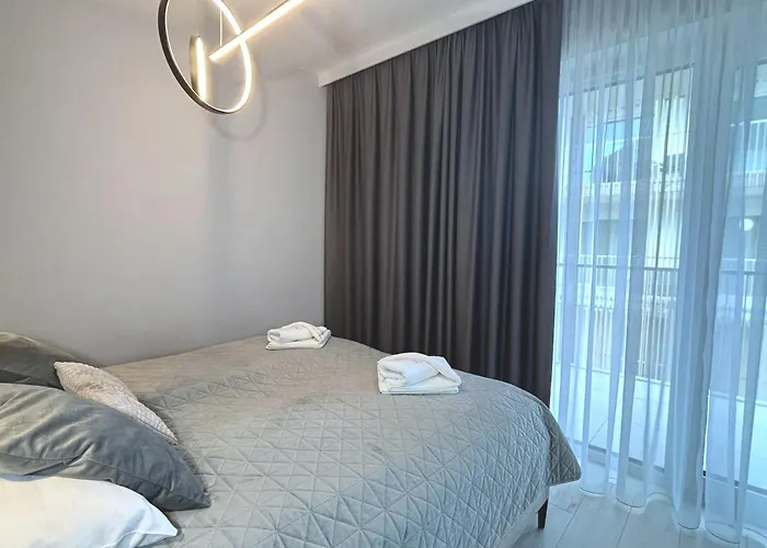 Apartment Bryza - Baltycki - 100m Od Morza - Parking - Komorka Na Rowery *